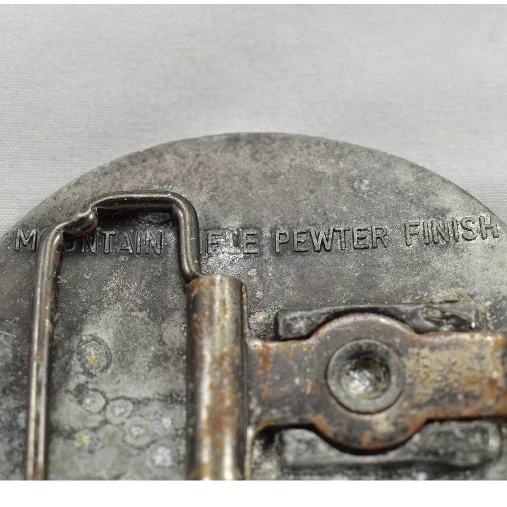 N/A vintage belt